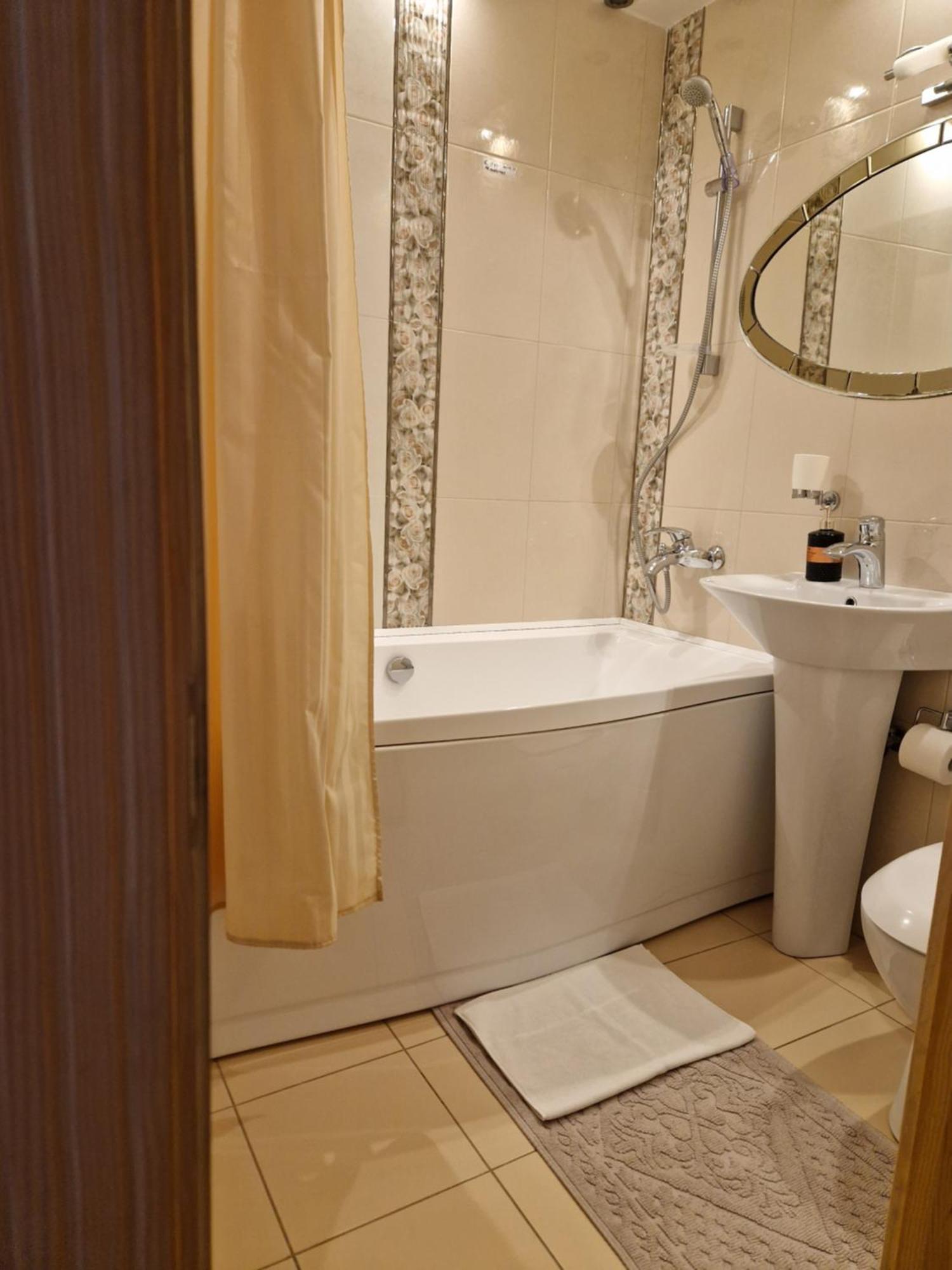 Apartment For Rent On Deribasovskaya Street Odessa Esterno foto