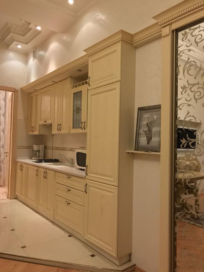 Apartment For Rent On Deribasovskaya Street Odessa Esterno foto